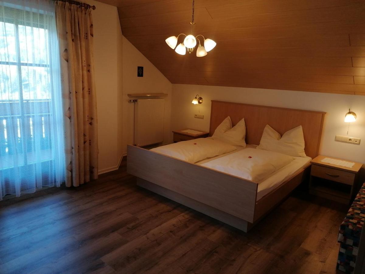 Stegerhof Apartman Monguelfo-Tesido / Welsberg-Taisten Kültér fotó