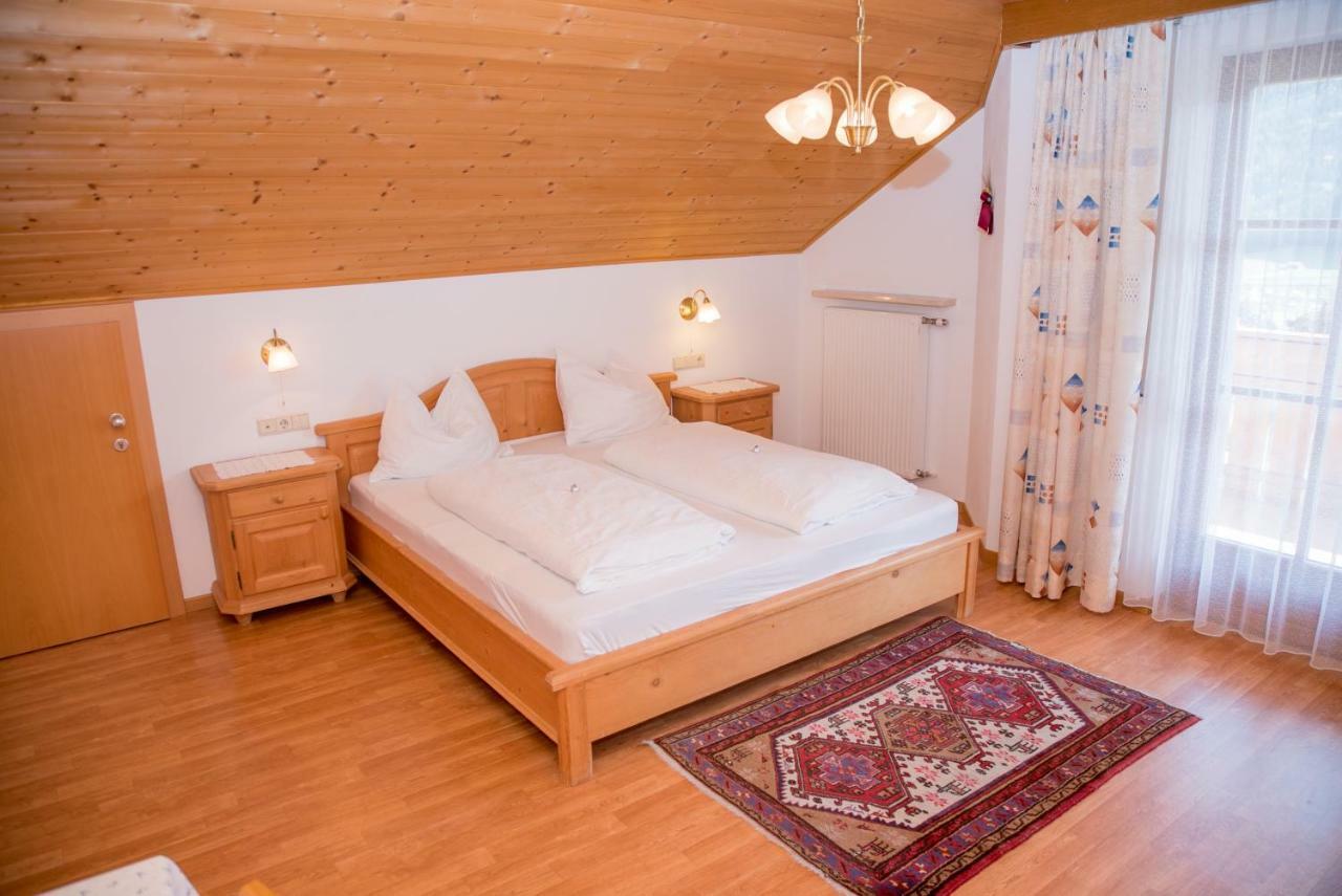 Stegerhof Apartman Monguelfo-Tesido / Welsberg-Taisten Kültér fotó